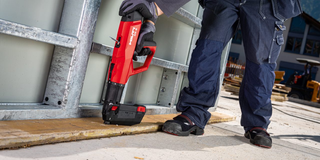 Schalungsbretter befestigen mit X-CT MX Nägeln